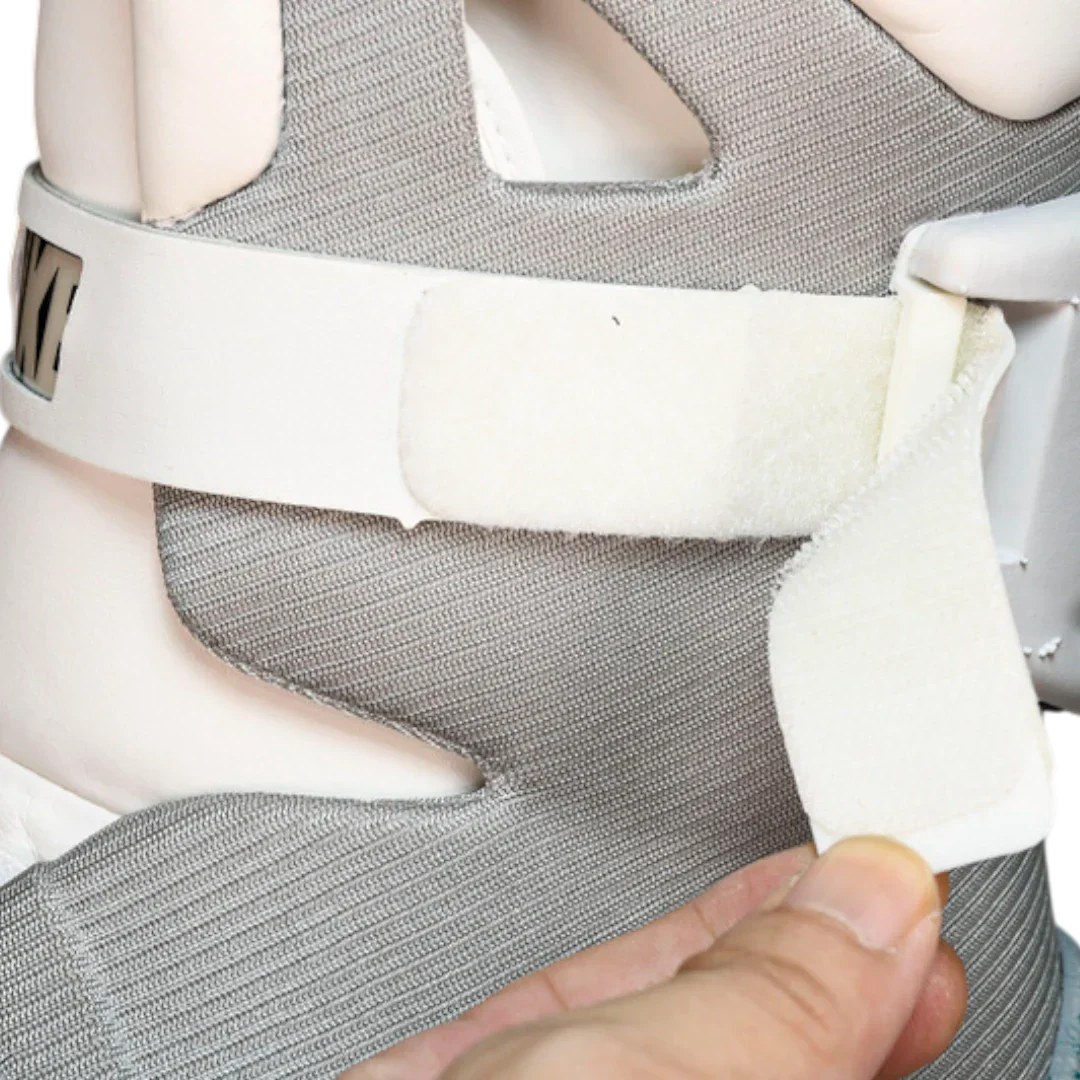 Air MAG Back To The Future (Auto-Lacing) 2016