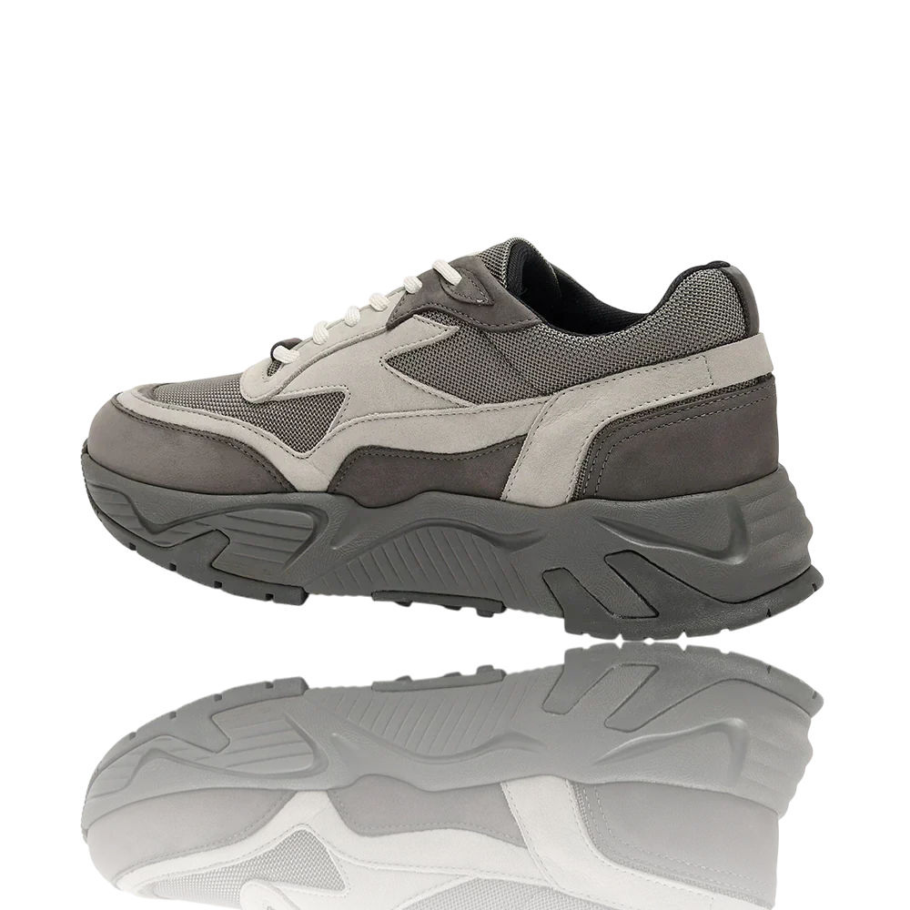 Stealth Runner 'Gray Cloud'
