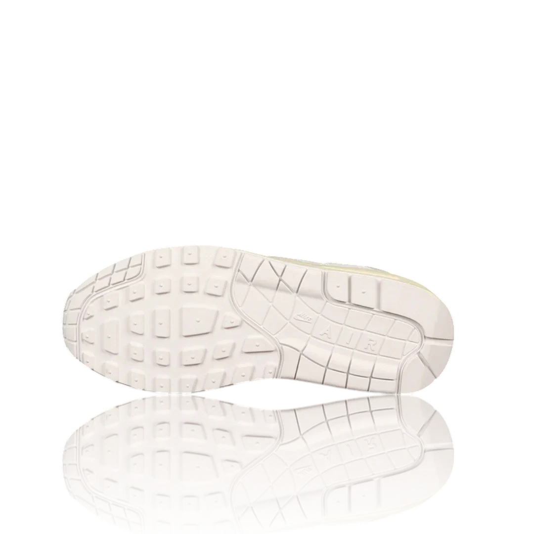 AM1 x Patta 'Waves White'