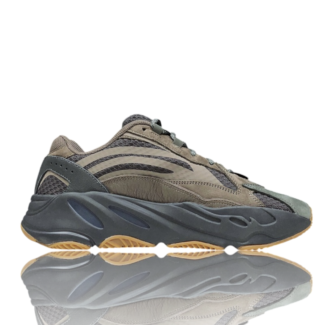 Yzy 700 V2 'Geode'