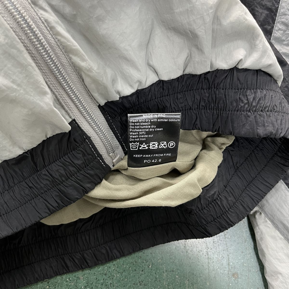 Trapstar Irongate T Shellsuit - (GREY/BLACK)