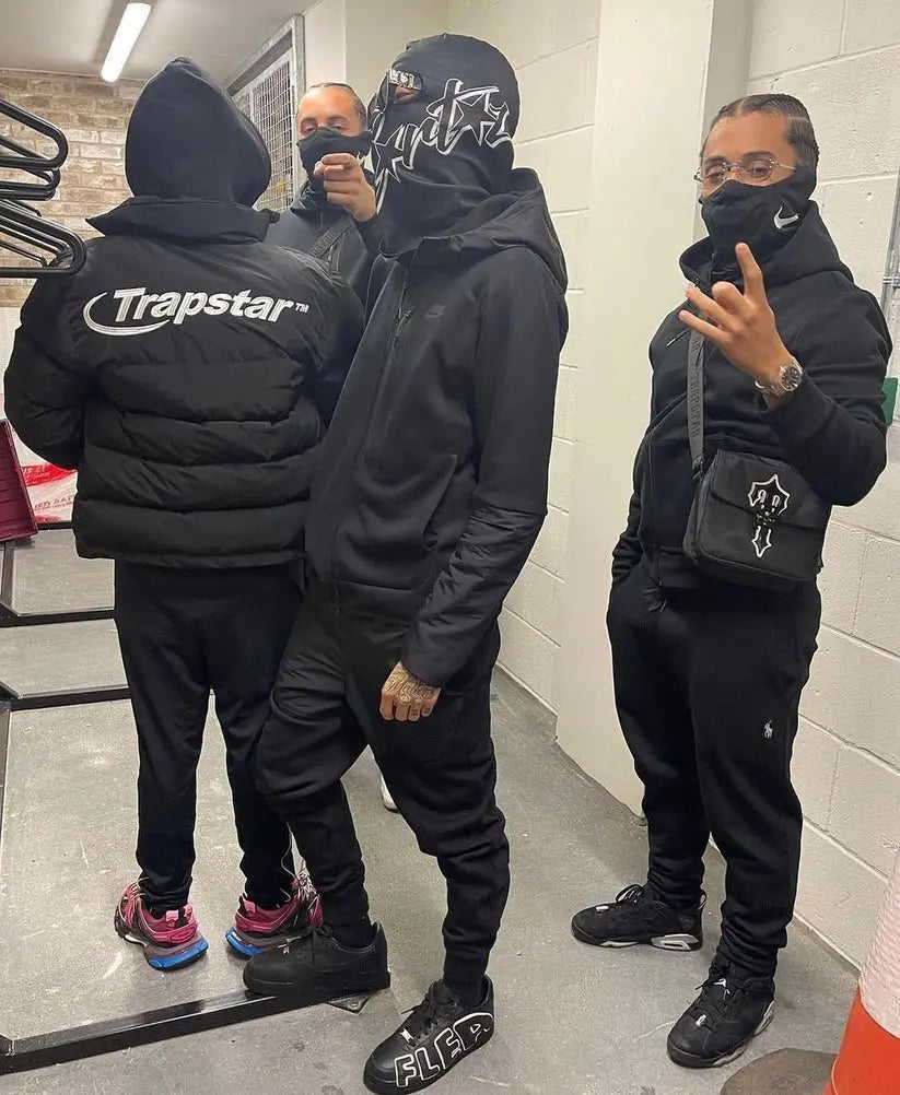 Trapstar Hyperdrive Puffer Jacket 2.0 - (BLACK/WHITE) Wreps